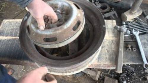 Удобный казан мангал из старых колесных дисков. Способы изготовления печки из колесных дисков